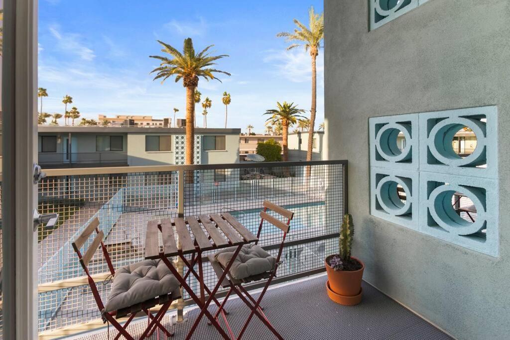 Micro Studio With Balcony & Pool View - Walk To Ot Scottsdale Eksteriør bilde
