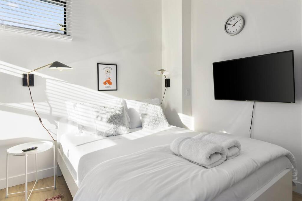 Micro Studio With Balcony & Pool View - Walk To Ot Scottsdale Eksteriør bilde
